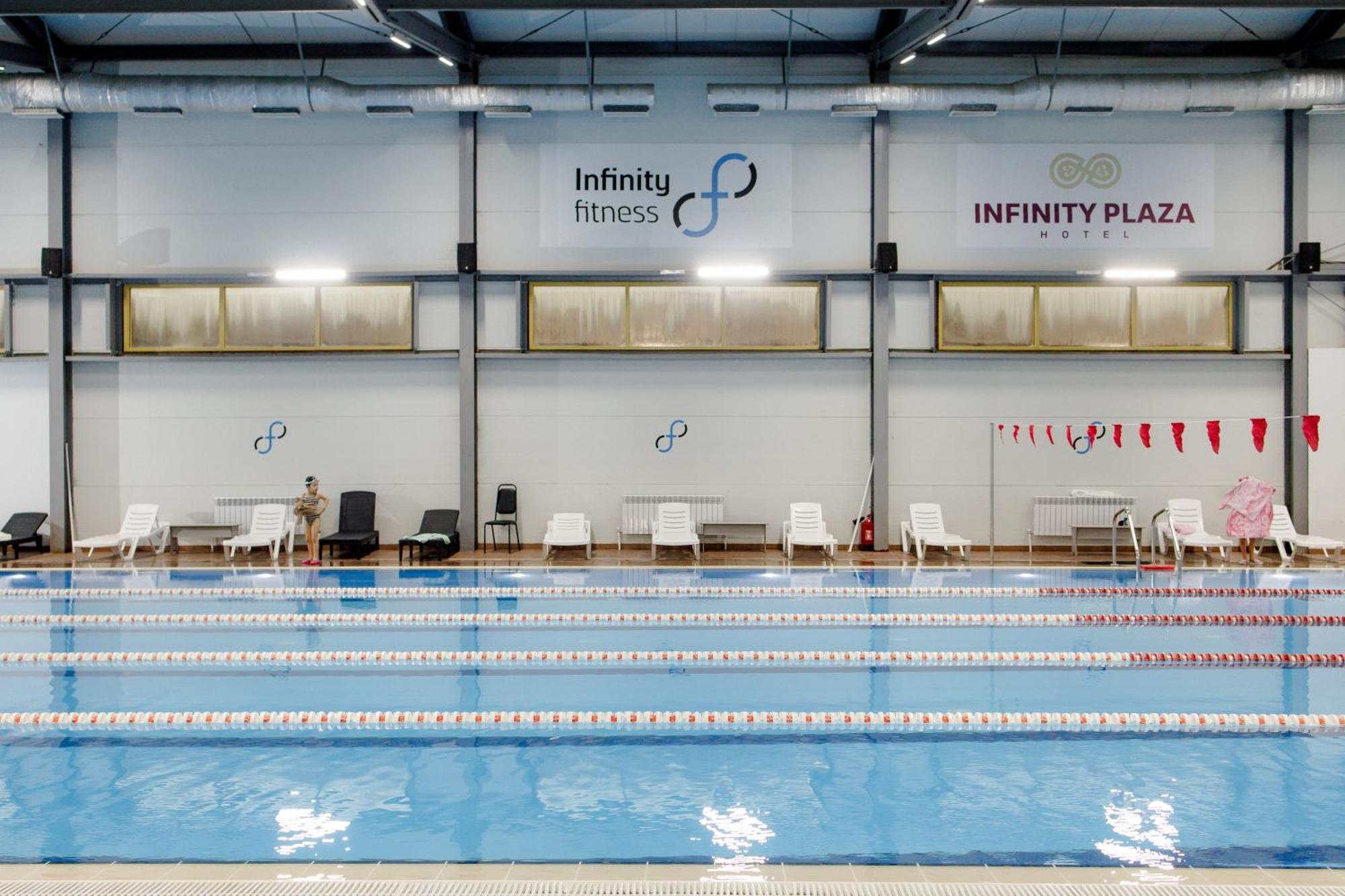 Infinity Plaza Hotel Atyraū Eksteriør billede